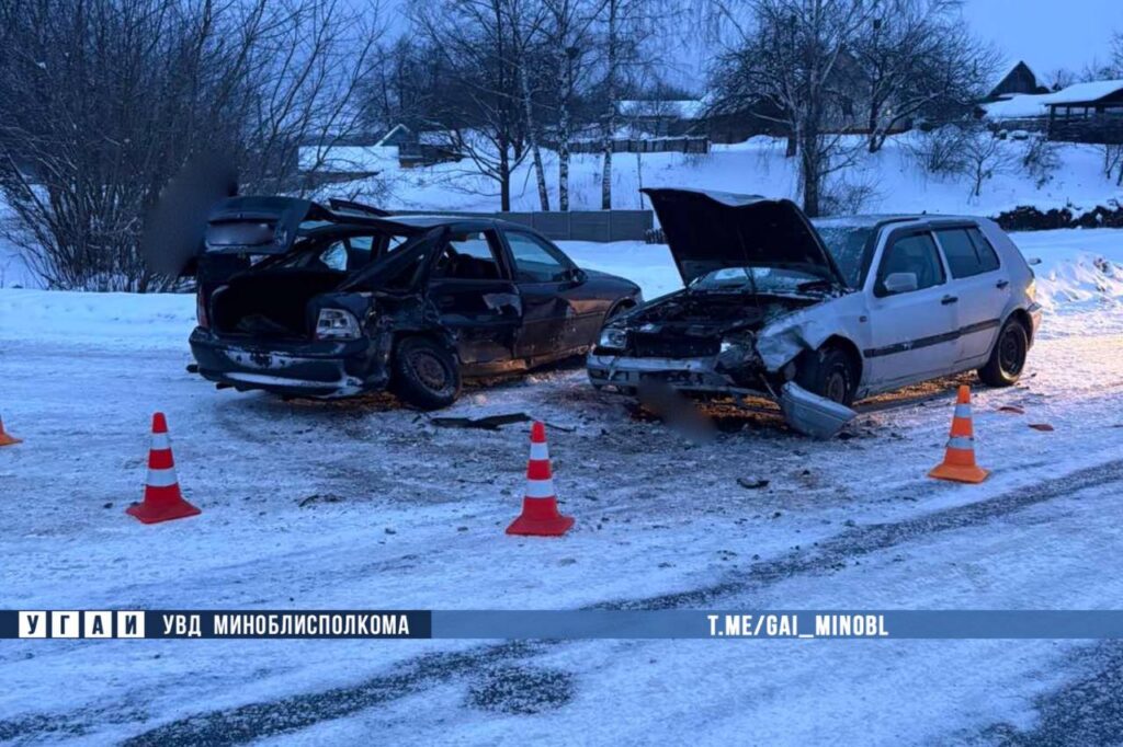 Под Борисовом водитель не справился с управлением и вылетел на встречку