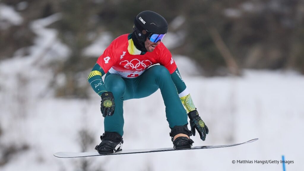 Австралийский сноубордист сломал шею во время тренировки на Олимпиаде