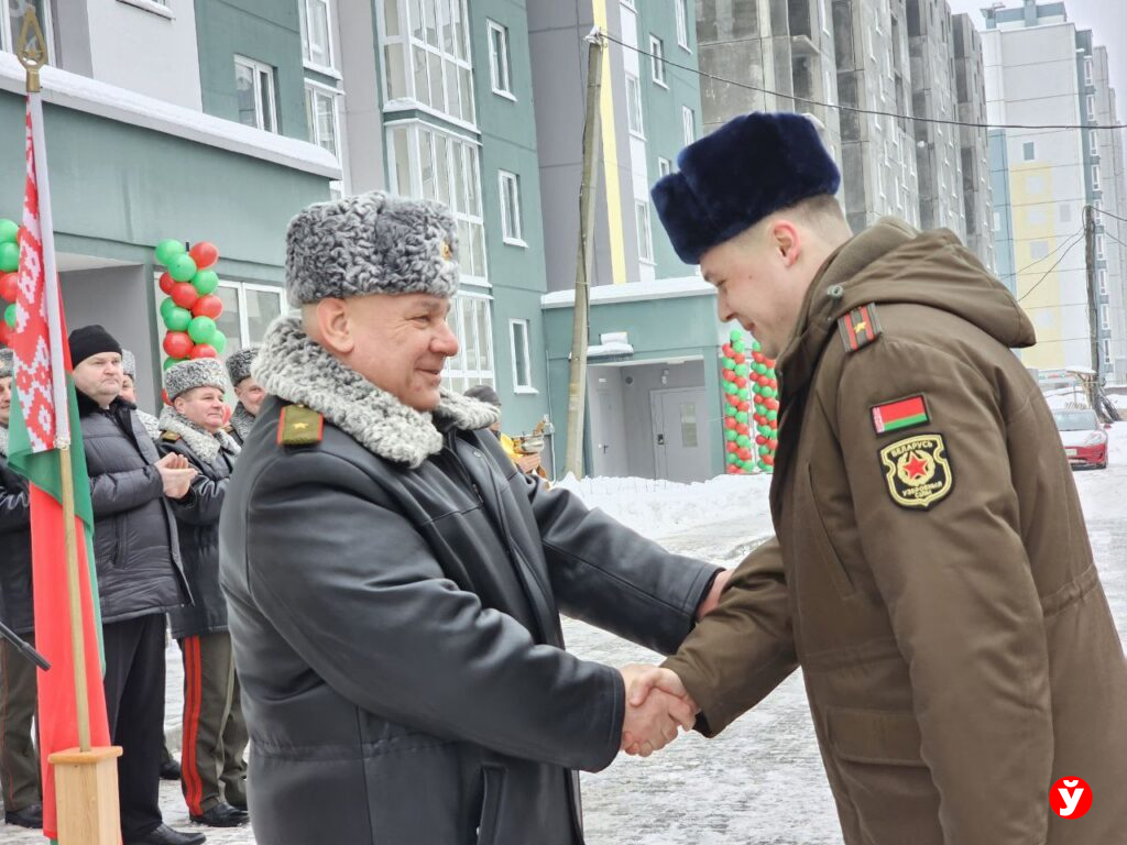 Начальник 72-го учебного центра гвардии полковник Александр Агейчик