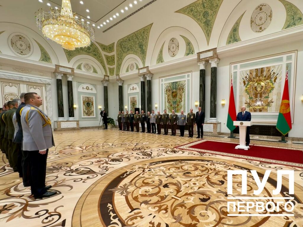 Лукашенко предупредил: мир снова стоит на грани большой войны