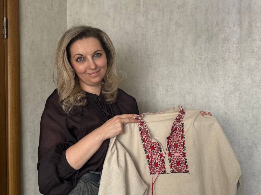 Орнамент с историей: как мастерица из Боровлян возвращает моду на белорусскую вышивку