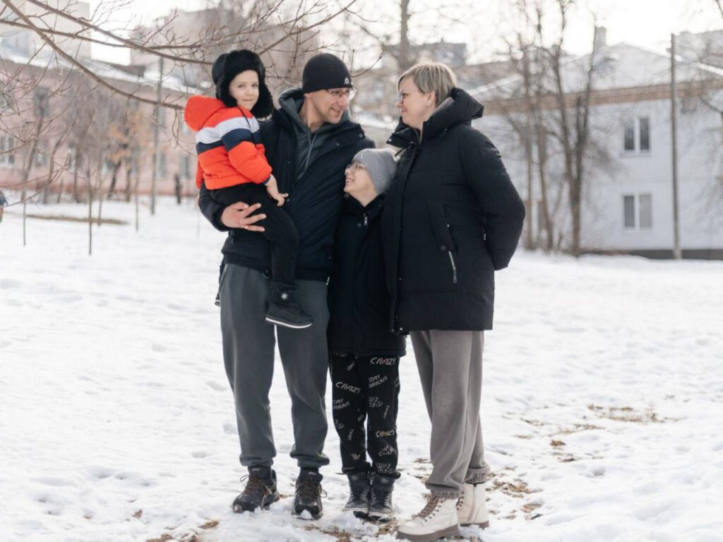 «Каждое слово сына – маленькая победа»: как мамы в Березино создают клуб поддержки особенных детей