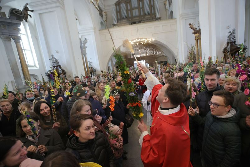 Католики празднуют Вербное Воскресенье 29 марта
