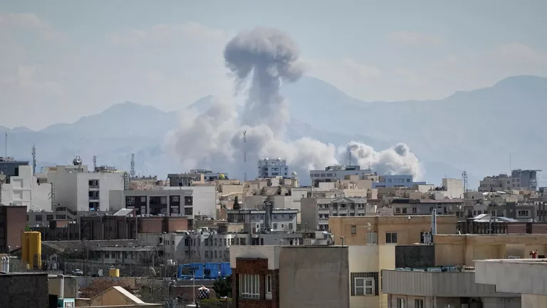 Кто и зачем ведет наш мир к кризисам и войнам