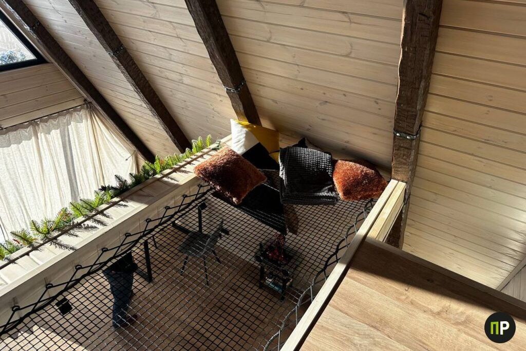 Аренда домов на 8 Марта: сколько стоят коттеджи с бассейном и панорамными окнами