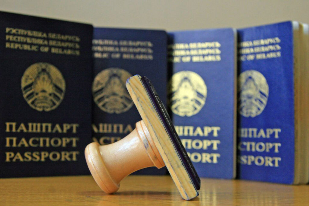 «Прописка» и регистрация в Беларуси: в чем разница и что важно знать