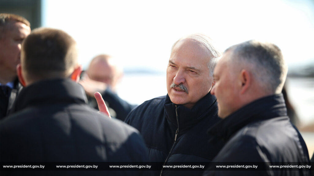 Лукашенко высказался о заявлениях Украины по поводу «Орешника»