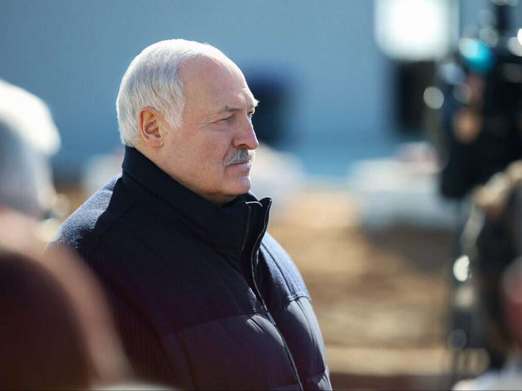 Азарёнок — о том, как Лукашенко разоблачил мифы о ближневосточном блицкриге и дал совет дегенератам