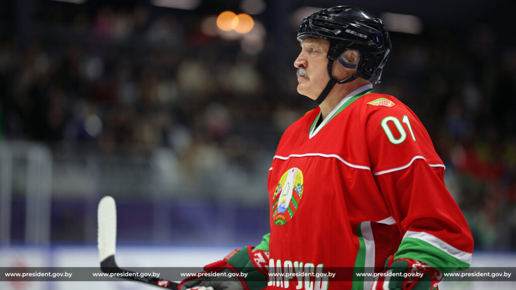 Как увлечь ребенка спортом по методу Лукашенко