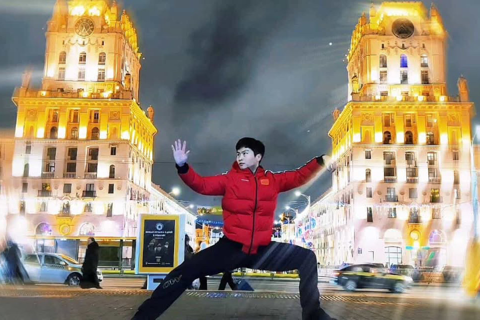 Чемпион Китая снимает в Минске ролики о боевых искусствах