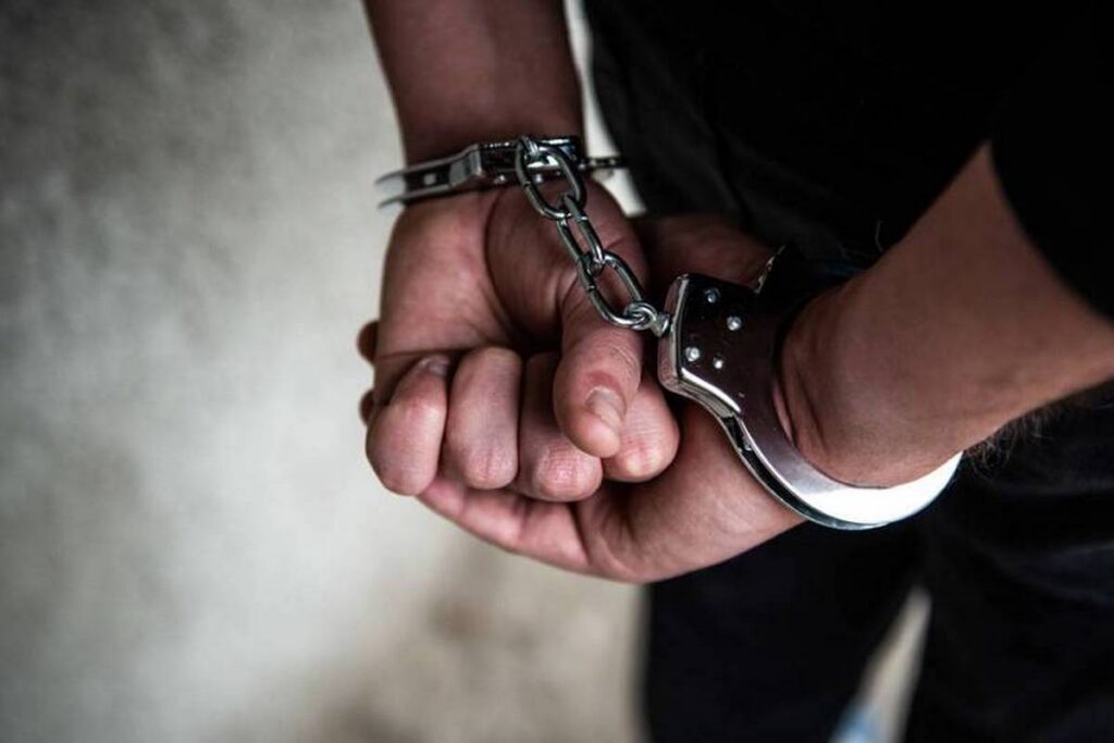 Топ-менеджера  госпредприятия осудили на 3 года за взятки в Минске