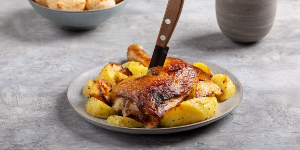 24 марта – день окорочка: три способа приготовить куриные ножки