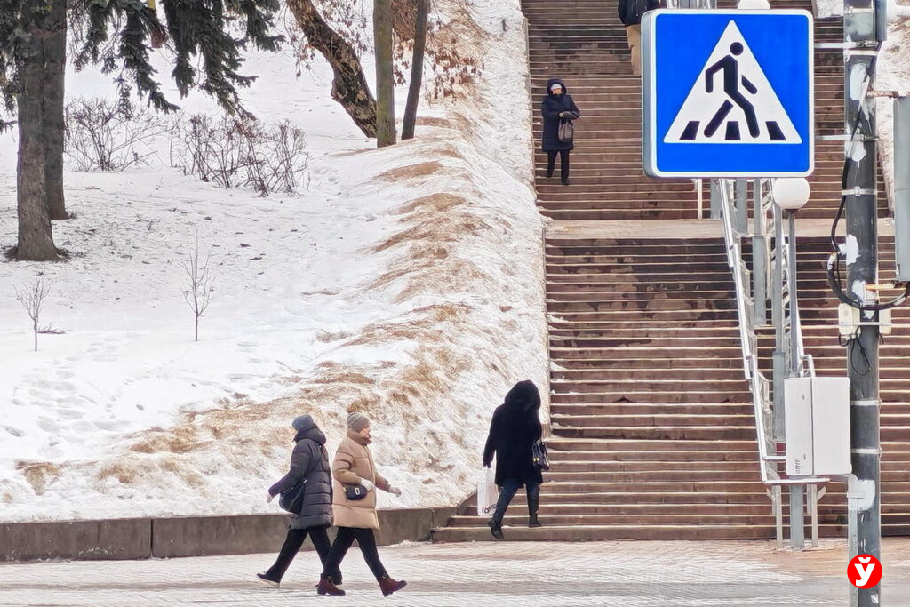 Исследование показало, что белоруски не хотят выбирать между карьерой и семьей