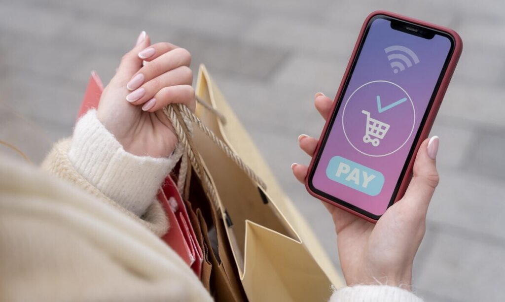 Куда жаловаться, если продавец на маркетплейсе нарушил ваши права? Ответили в МАРТ