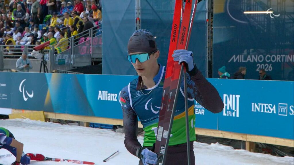 Белорус Свириденко выиграл золото в спринте на зимних Паралимпийских играх