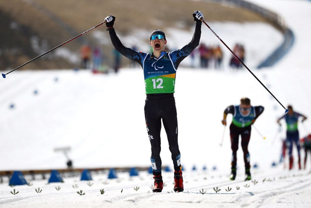 Лыжник Свириденко завоевал серебро Паралимпиады в гонке на 10 км
