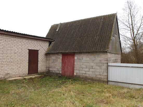 В Чашникском районе продают дом с участком более 20 соток: начальная цена – 17 тысяч