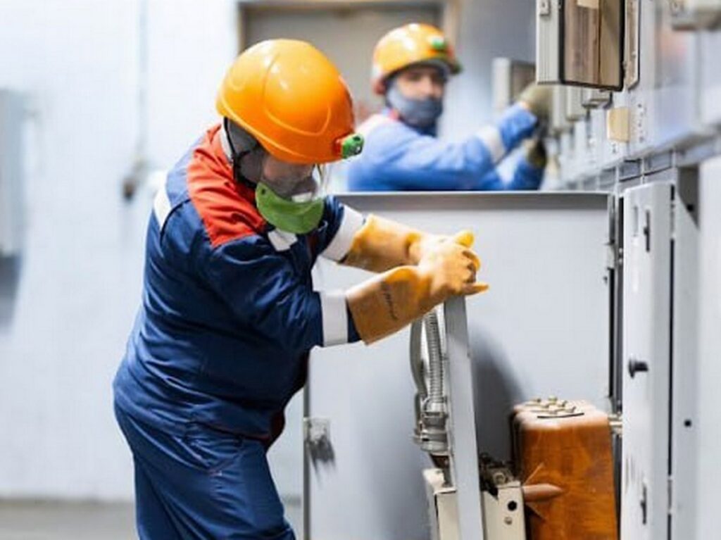 В Боровлянах из-за повреждения кабельных линий временно пропало электричество