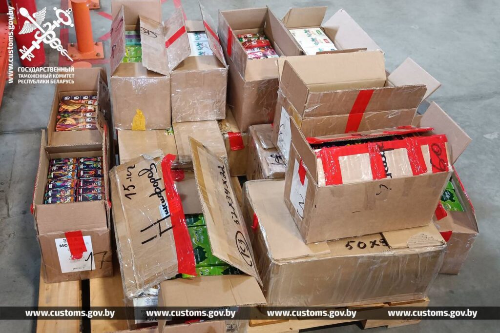Nivea, БАДы и электронные сигареты пытались ввезти в Беларусь без документов