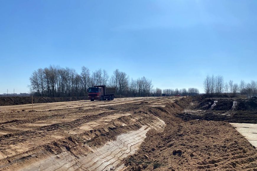 Большегрузы поедут к промузлу Колядичи под Минском по новой дороге – когда ее откроют