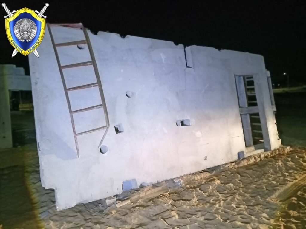 Под Брестом на двух строителей упала плита перекрытия жилого дома