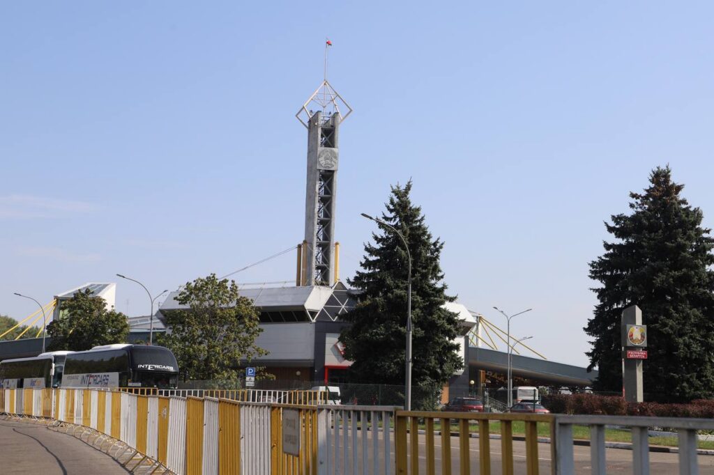 Возможны задержки на границе с Польшей из-за отключения света в пункте пропуска 30 марта