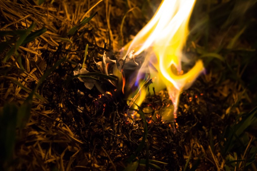 Копылянин попал в больницу после попытки самостоятельно потушить пожар