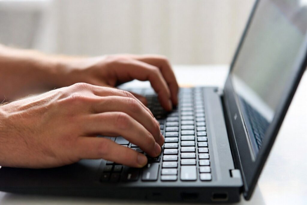 Минсвязи рассказало, где интернет в Беларуси ускорился, а кому придется подождать