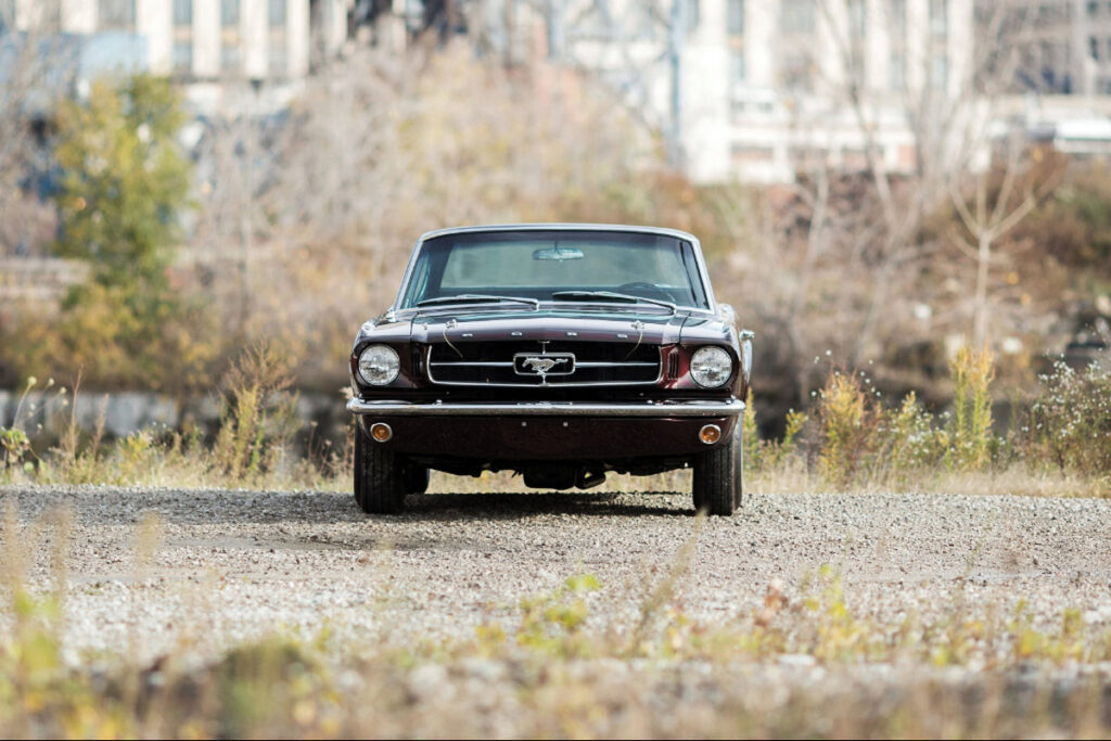 От конвейера до Голливуда: как Ford Mustang стал легендой дорог, экранов и целой эпохи