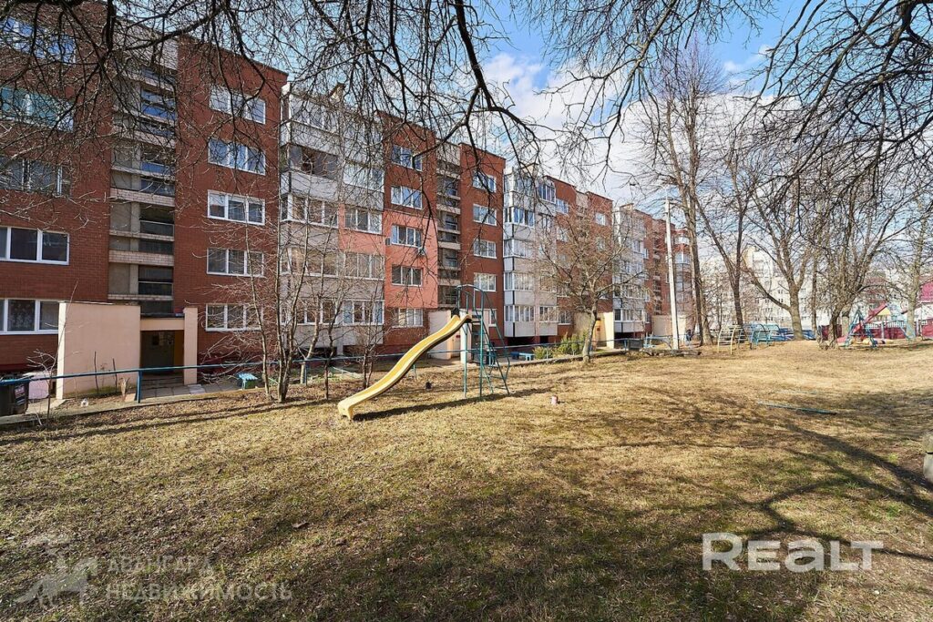 Двушку и однушку продают почти за одинаковую цену – две бюджетные квартиры в Заводском районе