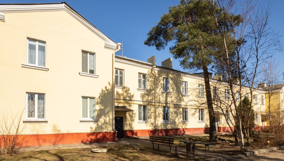 В Минске продают сталинку возле метро с хорошим ремонтом – цена приятно удивляет