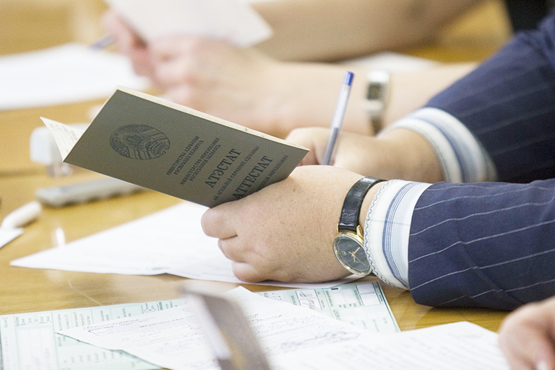 Когда подавать документы и сдавать экзамены: вступительная кампания-2026 в лицеи Беларуси