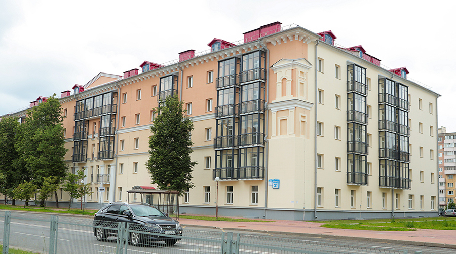 В бывшем общежитии Камвольного комбината продается двушка со свежим ремонтом. Цена радует