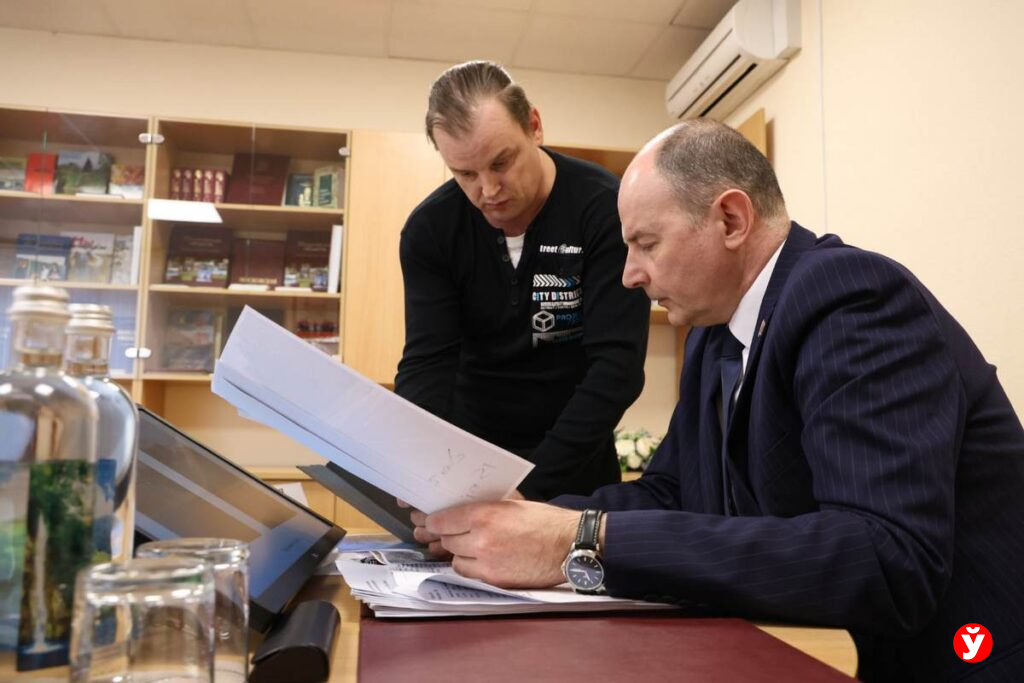 Жители Столбцовщины возмущены выборочным асфальтированием дорог