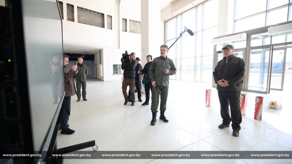 Лукашенко предложил подумать о названии будущего музея