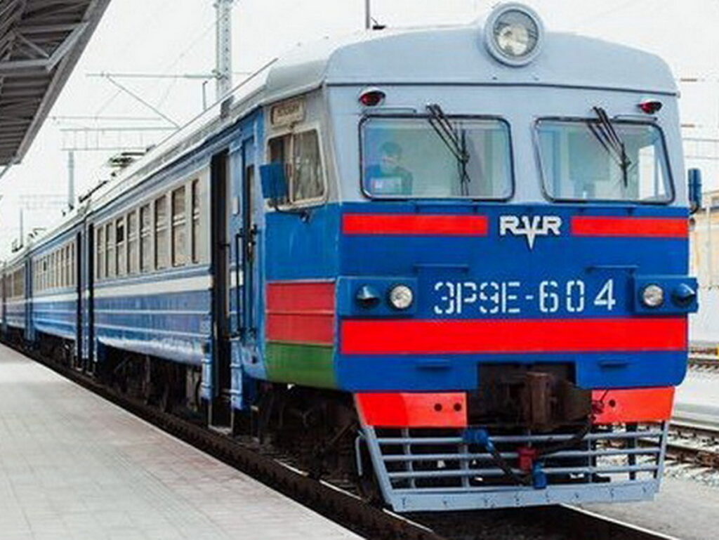 Поезд из Гродно в Минск задерживается на полтора часа