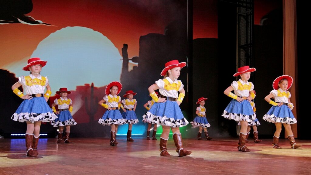 Образование без границ: как в Кобрине растят исследователей и миротворцев