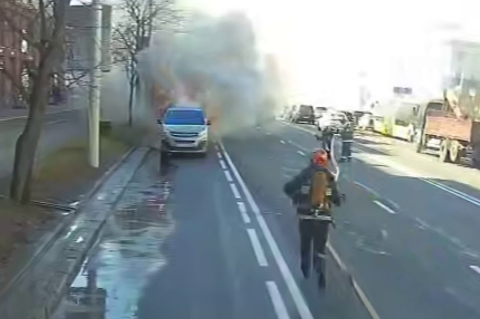 В Минске сгорела легковушка – причиной могли стать пальчиковые батарейки