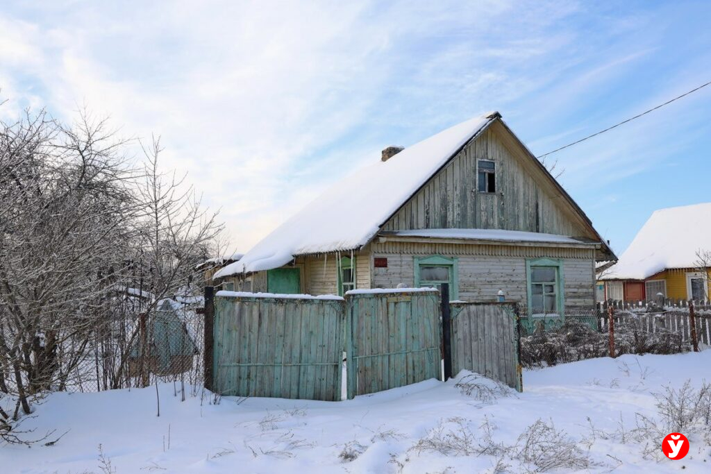 Больше половины пустующих домов в Беларуси раскупили за одну базовую