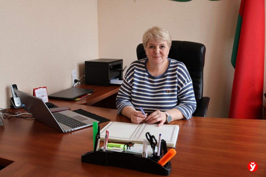 Логойские спасатели предупреждают пожары в период палов