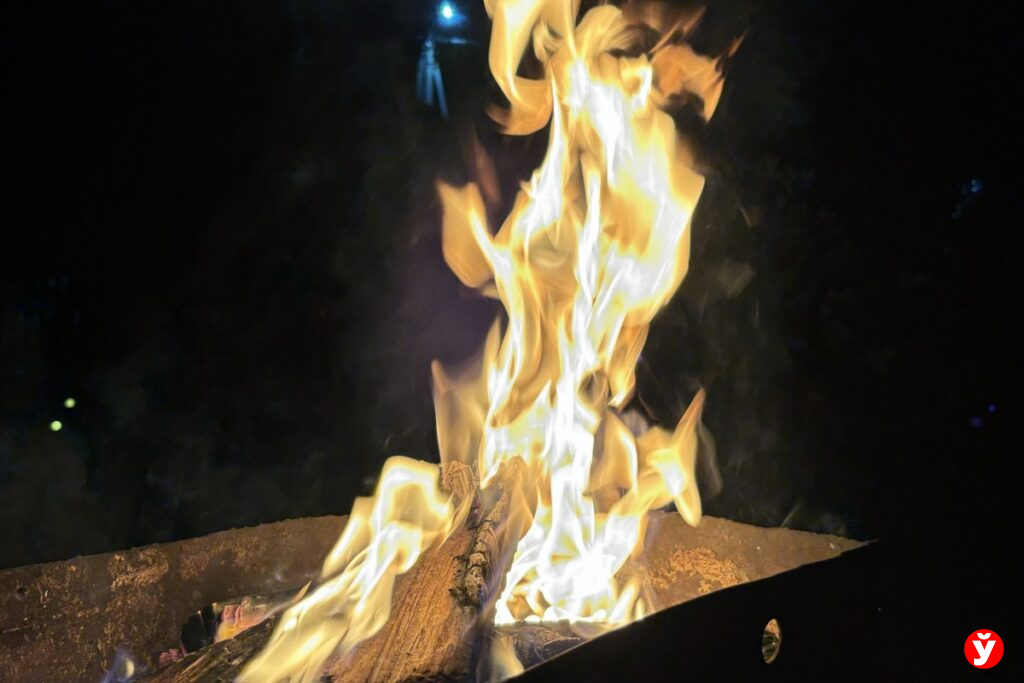 В Воложинском районе мужчина загорелся, разжигая мангал