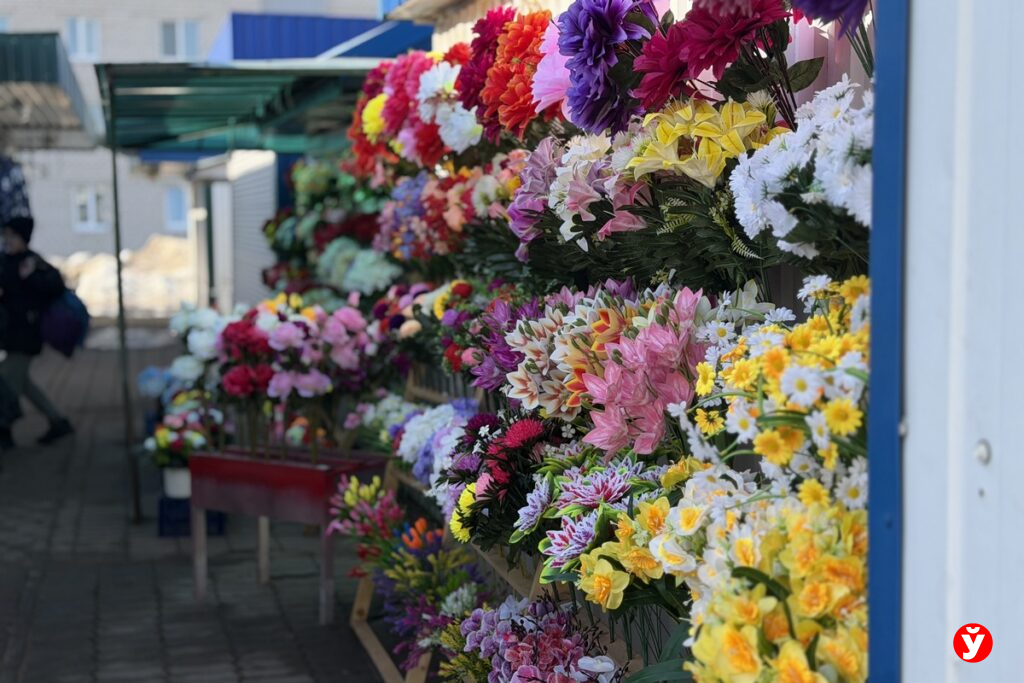 В Беларуси могут запретить производство искусственных цветов
