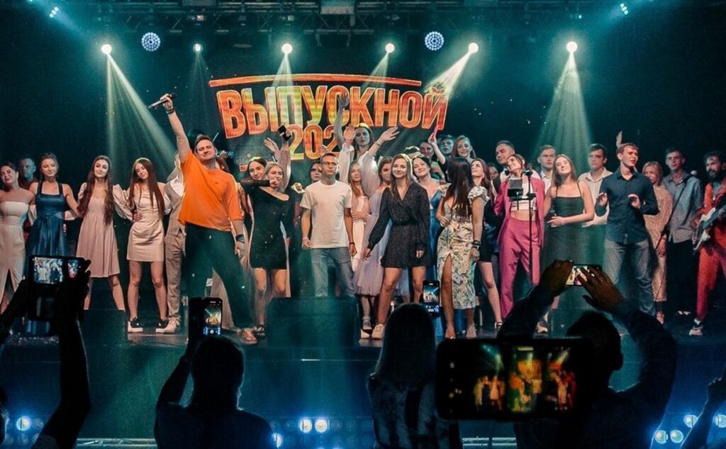 Цена VIP-выпускного: как студенты заплатили за праздник, которого не будет
