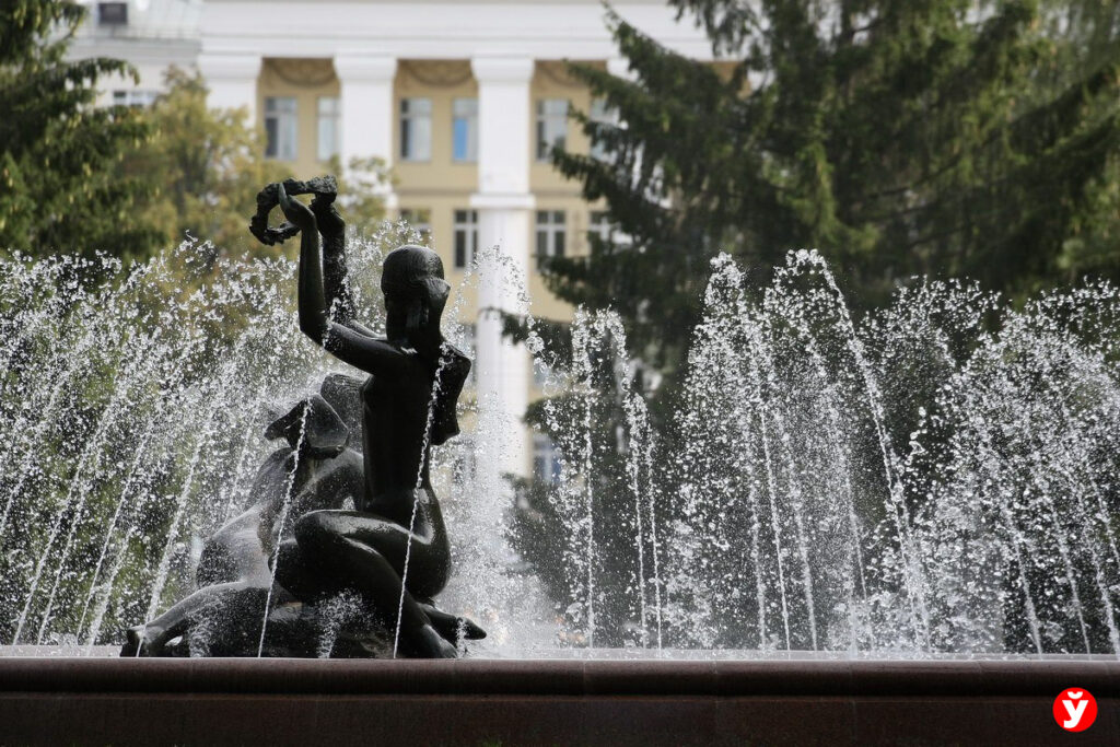 Стало известно, когда в Минске включат фонтаны