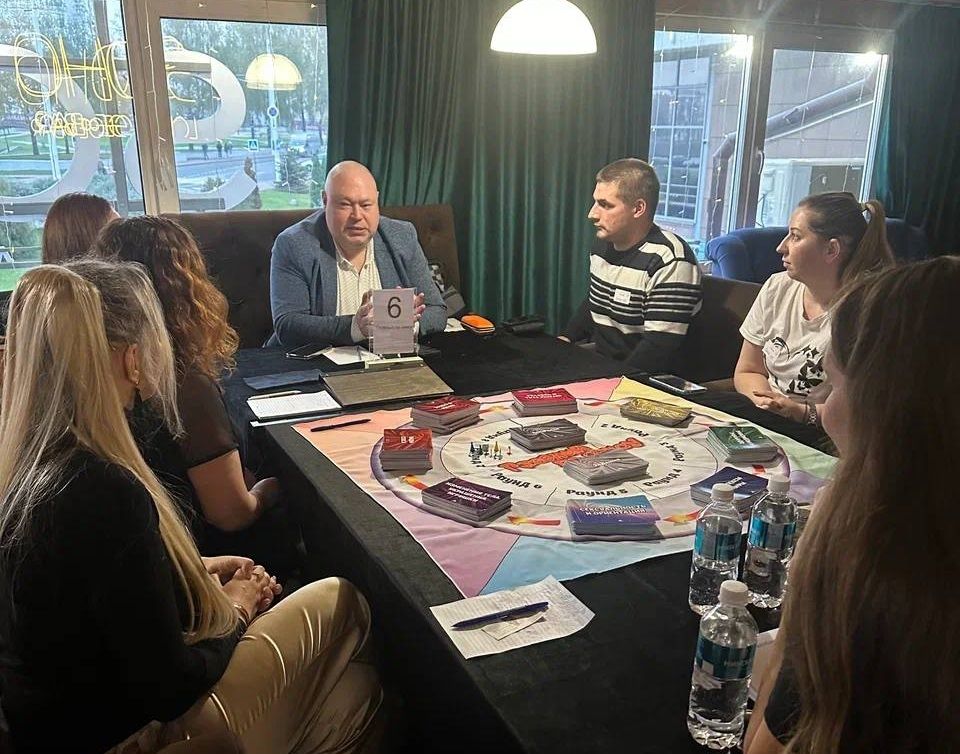 Житель Минского района создал 40 настольных игр и попал в школьные программы