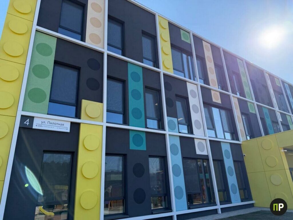 «Чтобы каждый ребёнок был счастлив»: в Копище открыли новый детский сад «Кубики»