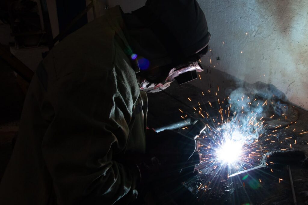 Интервью с единственной девушкой-сварщиком из сельхозорганизации под Слуцком