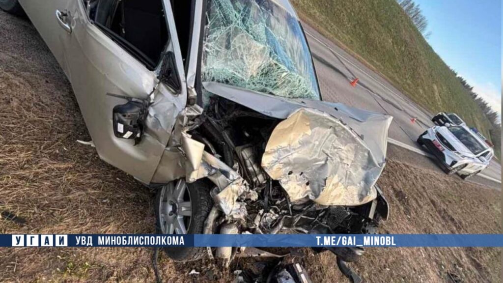 Не уступил при развороте – ДТП на М-3: столкнулись КАМАЗ и Ford