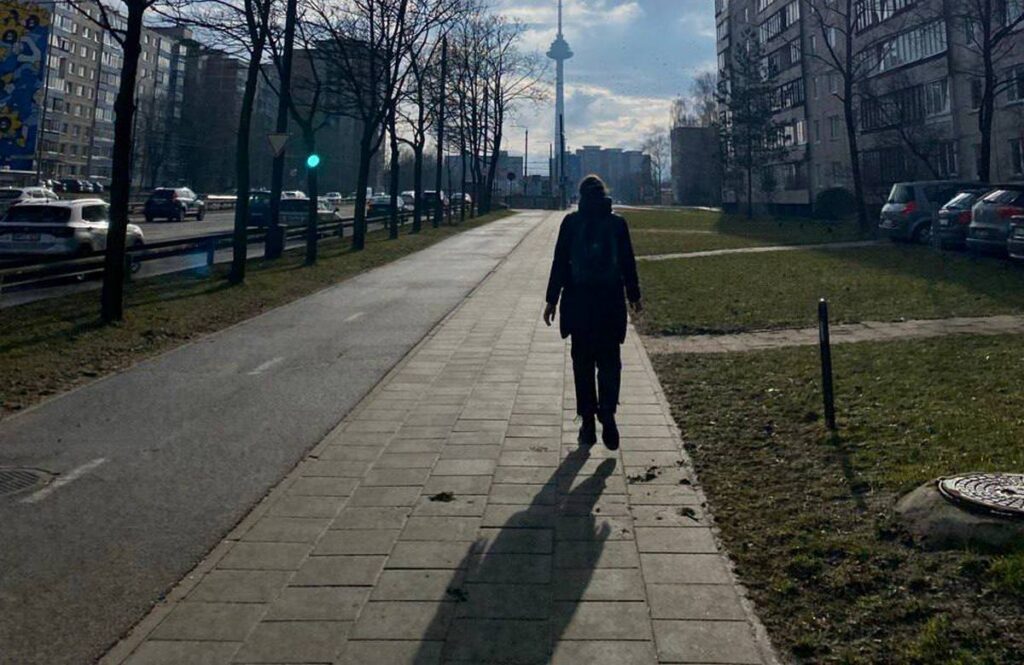 «Хотела уехать домой в первый день»: чем обернулась жизнь в Литве для белоруски