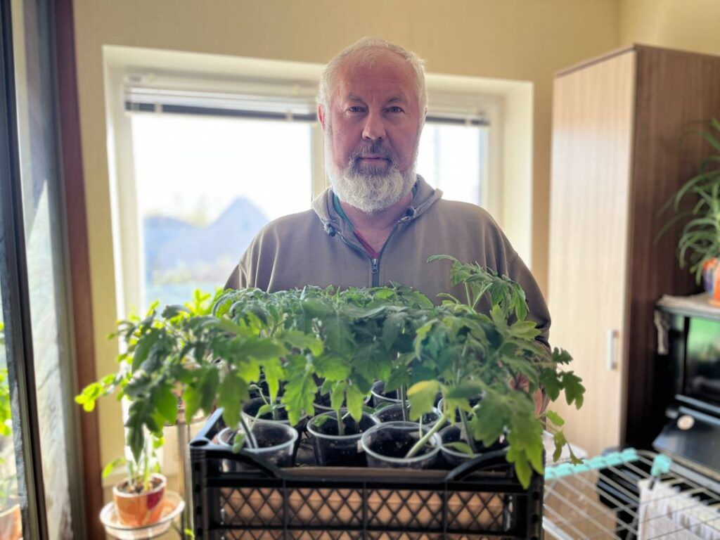 Житель Обчака каждый год собирает мощный урожай: он поделился секретами